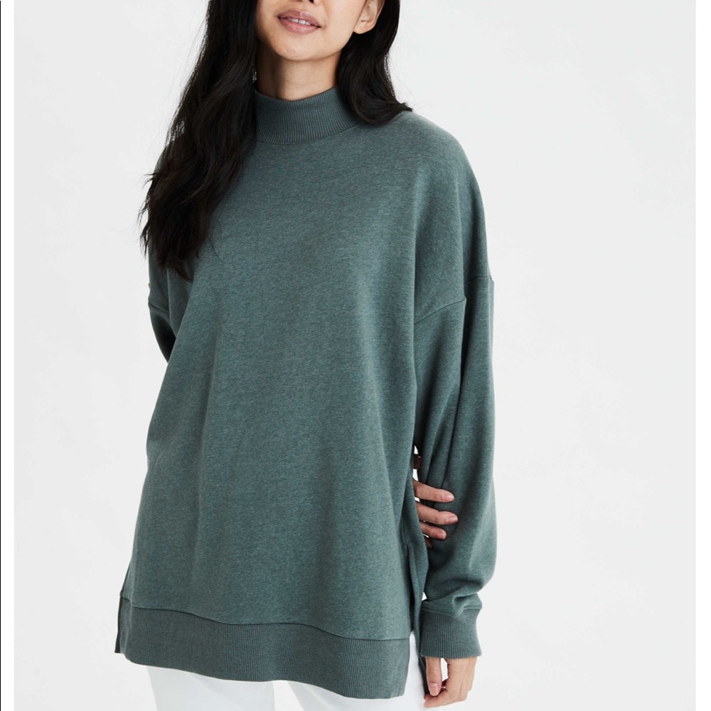 🆕 AE MOCK NECK OVERSIZED SWEATSHIRT size XL